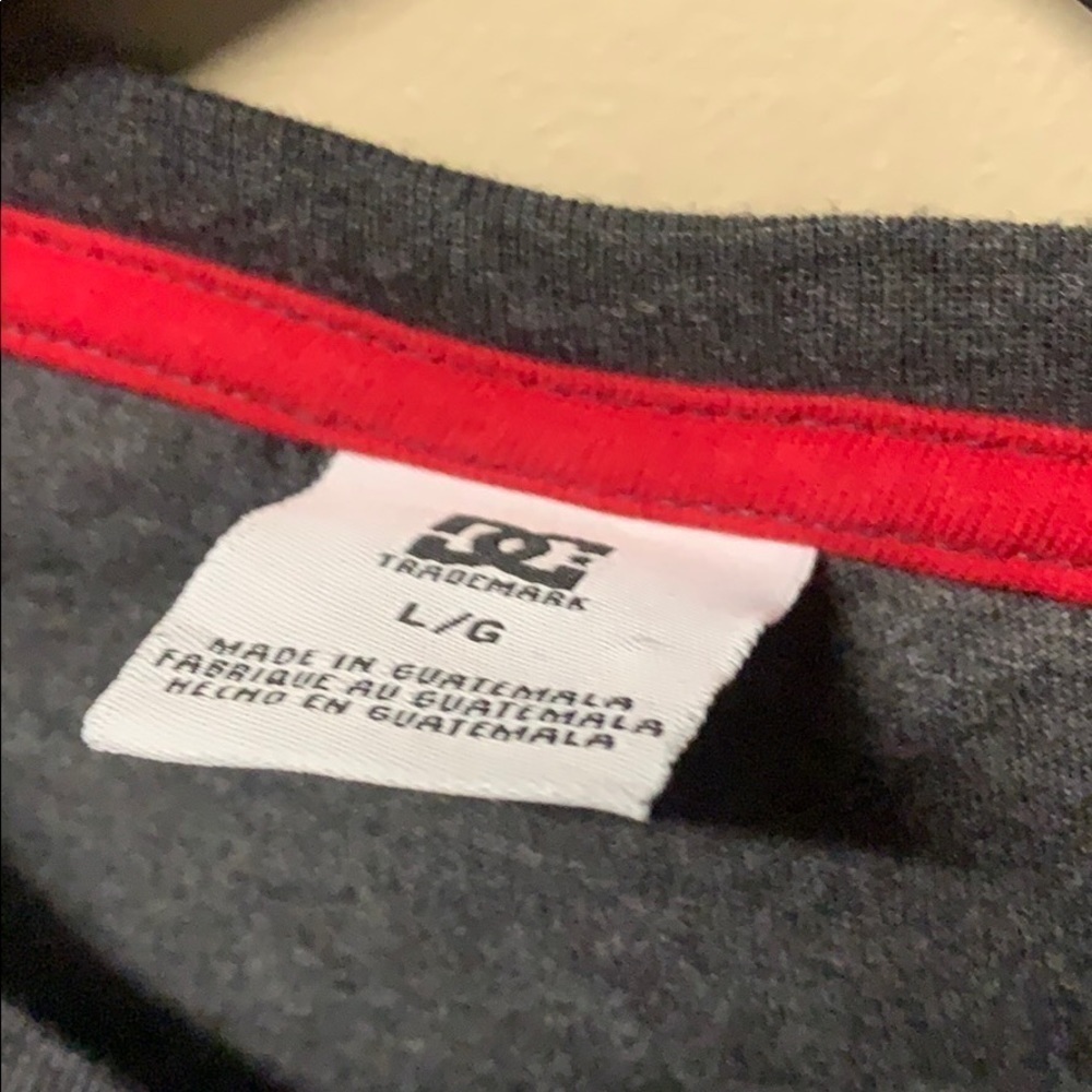 DC shirt - Picture 2 of 3